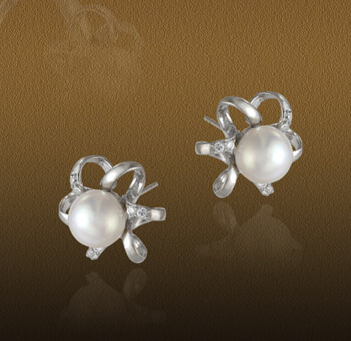 Pearl Jewelry with Diamond
